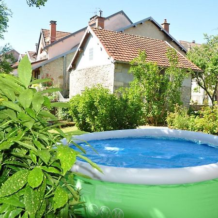 Maison Confortable Ornans + Jardin Exterior photo