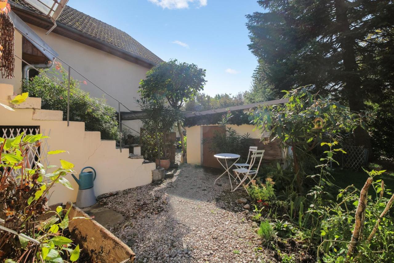 Maison Confortable Ornans + Jardin Exterior photo